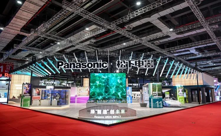 武漢展位設(shè)計搭建公司領(lǐng)你看最具有創(chuàng)意00家企業(yè)展臺的2023進(jìn)博會（松下展位）2