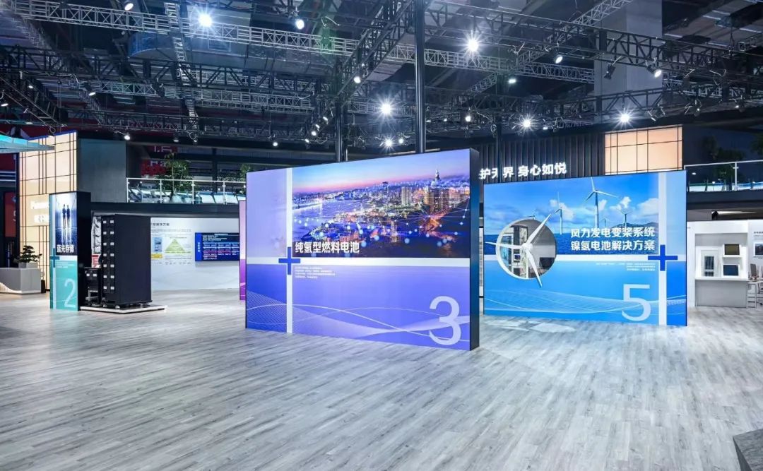 武漢展位設(shè)計搭建公司領(lǐng)你看最具有創(chuàng)意00家企業(yè)展臺的2023進(jìn)博會（松下展位）4